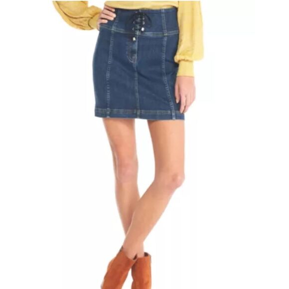 Free People Denim Min Skirt Blue Modern Femme Jean Denim Mini Skirt - Picture 1 of 12